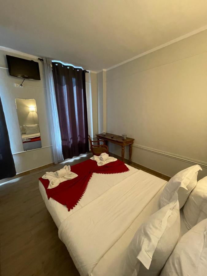 Hotel Central Saint-Denis  Eksteriør bilde